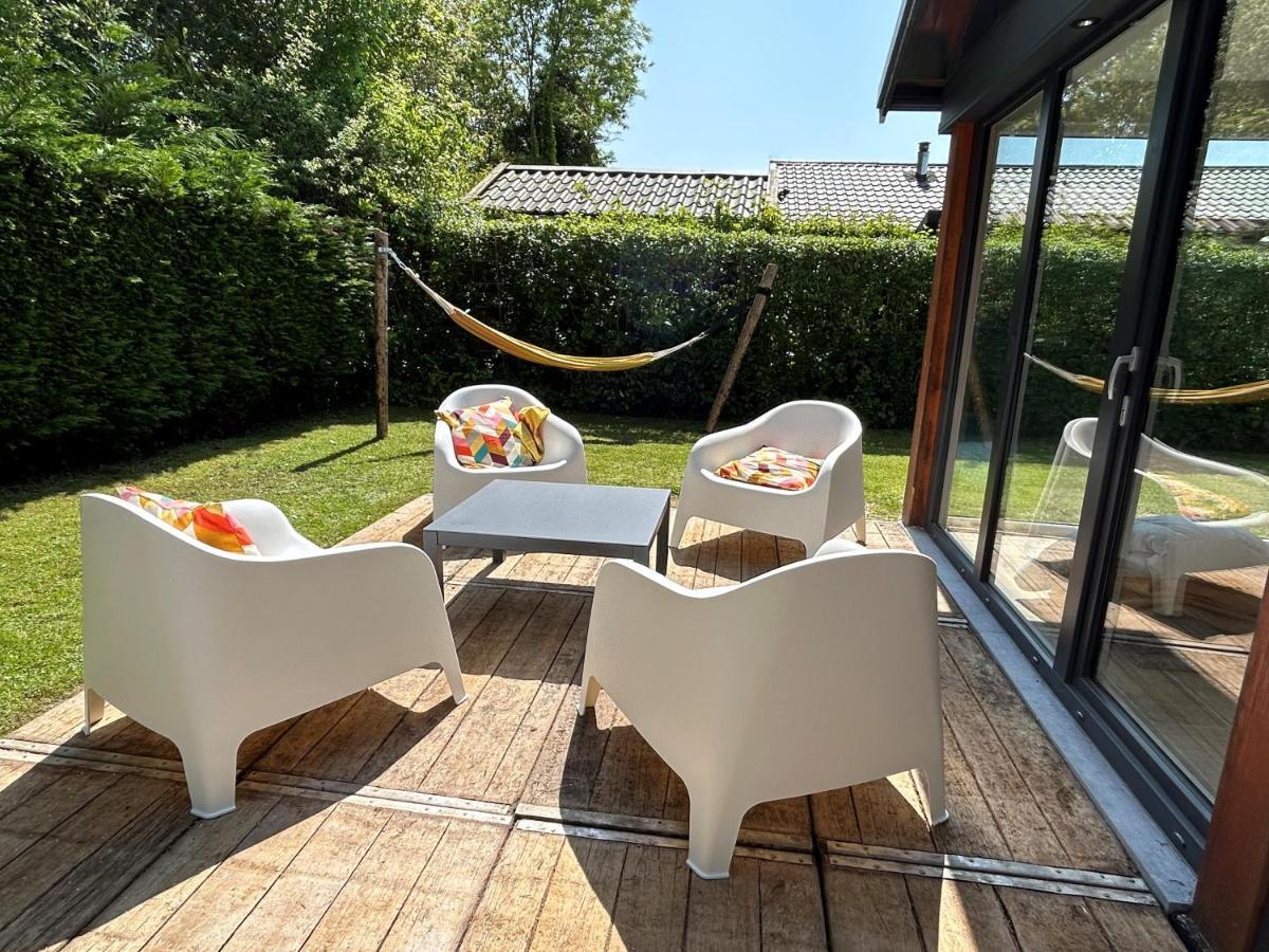 Oosterschelde Lodge Met Veel Privacy En Dicht Bij Het Water Scherpenisse Exterior foto